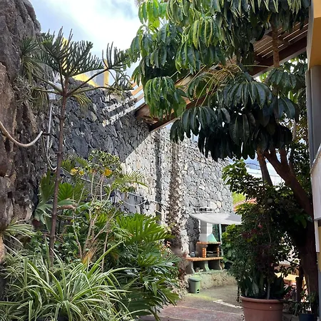 Twin At Lila Guest house Puerto de la Cruz (Tenerife)